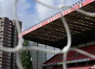 Charlton Football Club Parts Ways with Sponsor Linked to Tommy Robinson – Latest Update news-14082024-125039