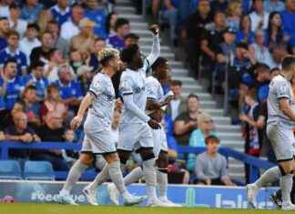 Portsmouth vs Millwall: Lions’ Cubs Shine in 1-0 Victory at Fratton Park news-14082024-190554