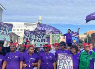 Healthcare Support Workers Stage Historic Strike: What You Need to Know news-04092024-125651