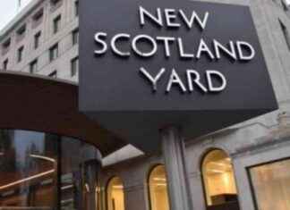 Metropolitan Police Officer Acquitted of Assaulting Woman in Fare Evasion Case news-13092024-154422
