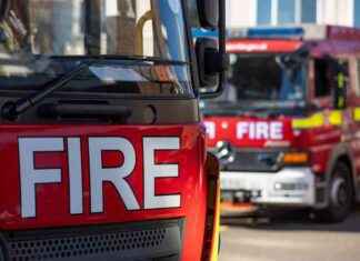 Emergency Response: 4 Treated After Fire in Flat Block news-16092024-160636