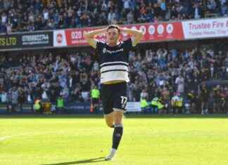 Millwall Boss Harris Encourages Langstaff to Stay Patient for First Goal news-20092024-080057