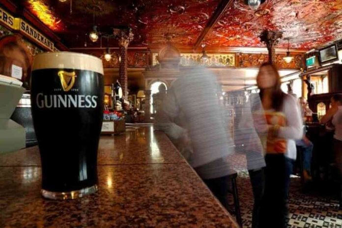 hygiene-warning-for-guinness-stella-drinkers-at-london-pubs