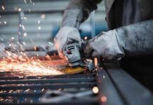 manufacturing-output-contracts-in-q1-cb-report-london-business
