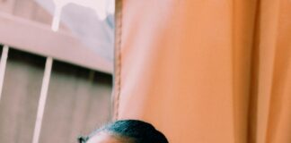 How To Be Confident When Dating In London: Unlock Your True Charm