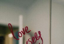 Being Yourself On A First Date In London: Secrets To Win Hearts