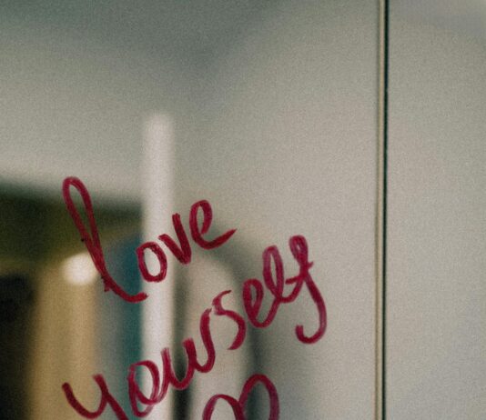 Being Yourself On A First Date In London: Secrets To Win Hearts