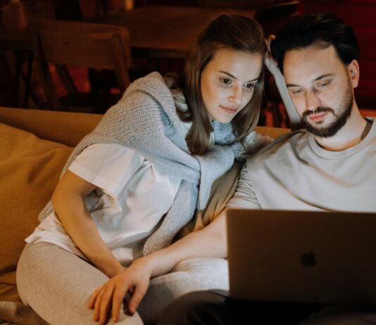 Navigating Love And Work In London Life: Secrets To Thrive Daily