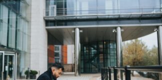 Best Online Dating Profiles For London Singles: Secrets Revealed